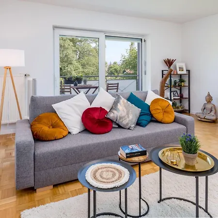 Eg Rechts Helle 80m 3-zimmer Naehe Salzburg By Interhome * Freilassing
