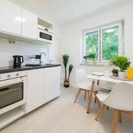 Eg Rechts Helle 80m 3-zimmer Naehe Salzburg By Interhome Apartmán *